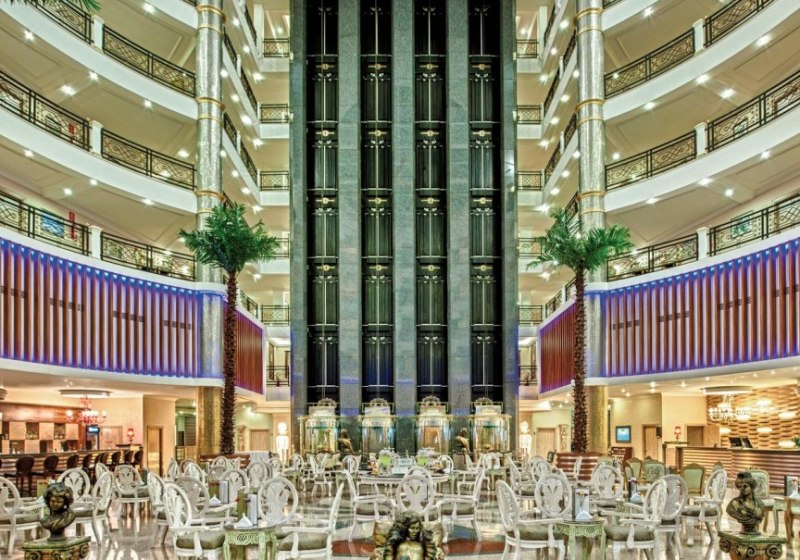 Ausstattung & Service