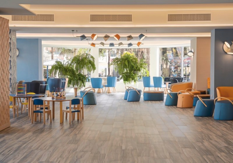 Ausstattung & Service