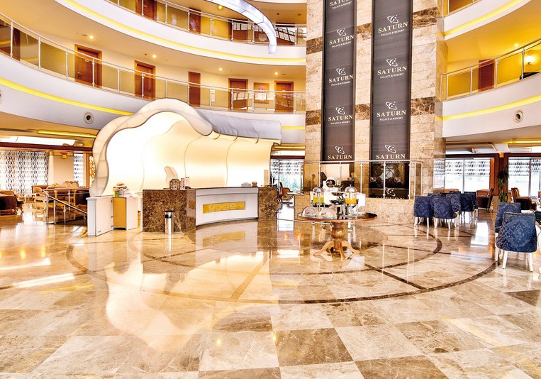 Ausstattung & Service