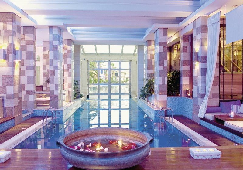 Hotel Innenpool