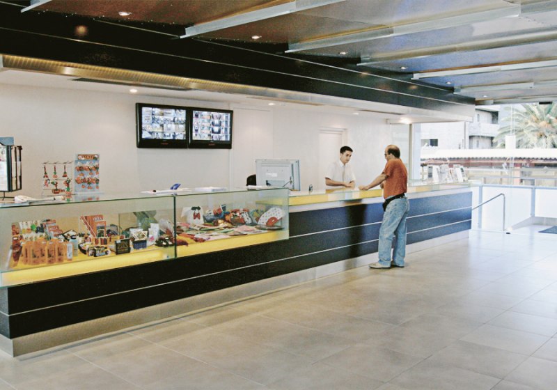 Ausstattung & Service