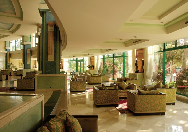 Ausstattung & Service