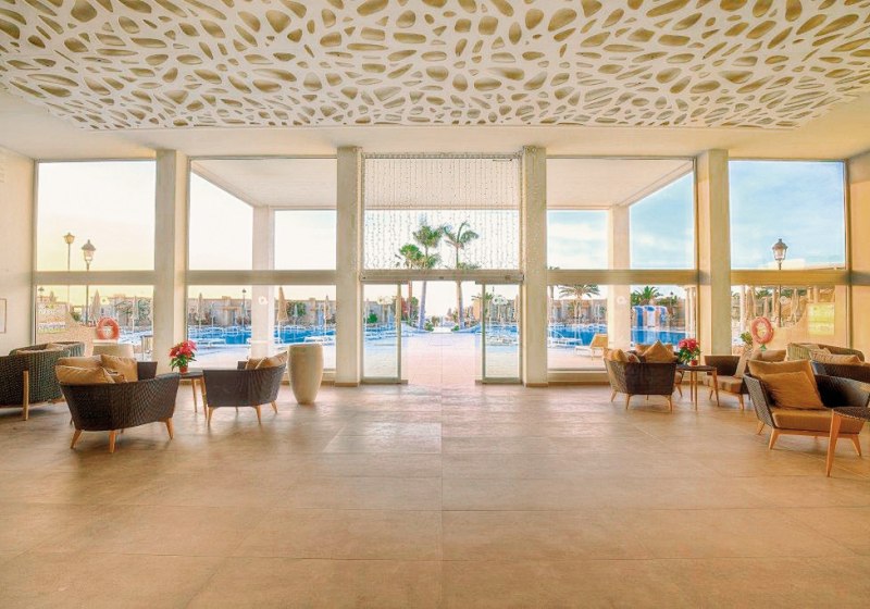 Ausstattung & Service