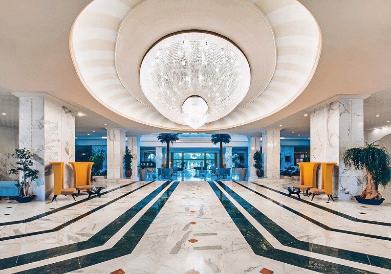 Ausstattung & Service