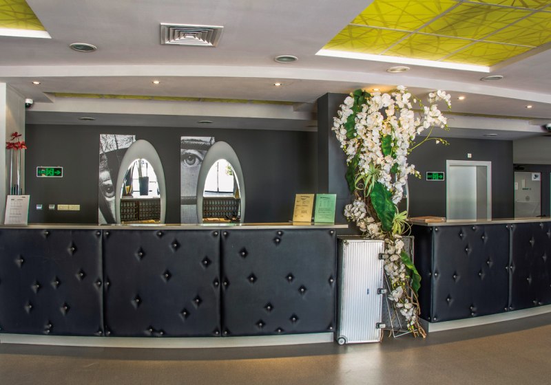 Ausstattung & Service