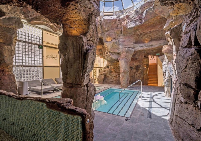 Hotel Innenpool