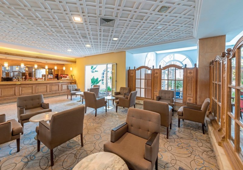 Ausstattung & Service