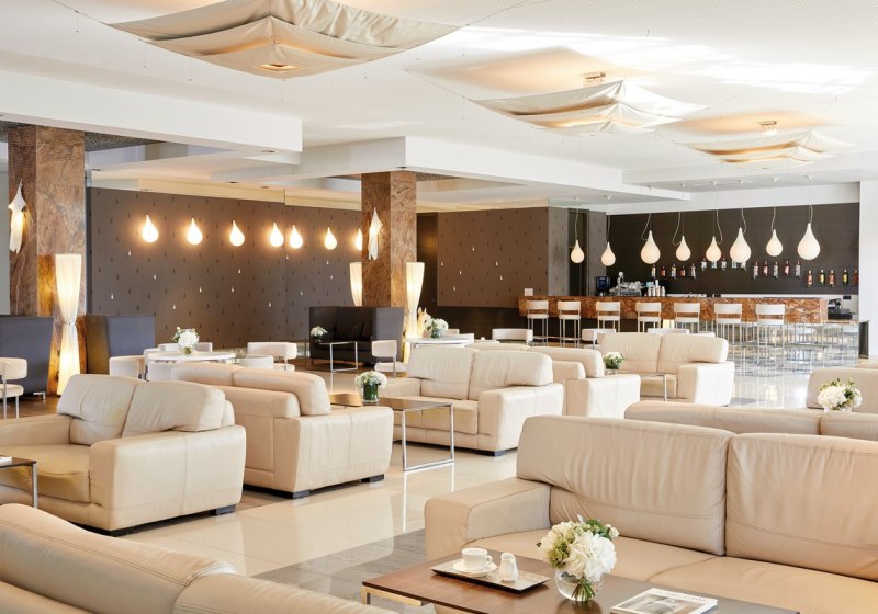 Ausstattung & Service