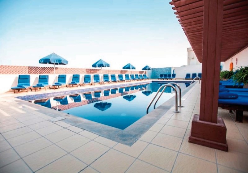 Beispiel: Hotel Außenpool