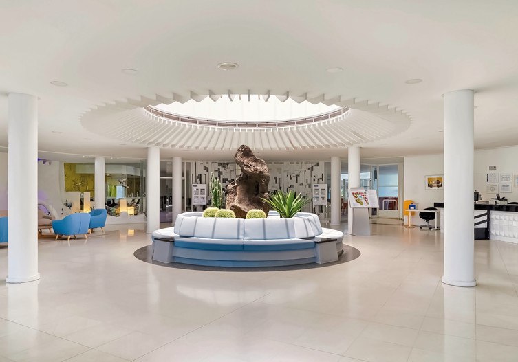 Ausstattung & Service