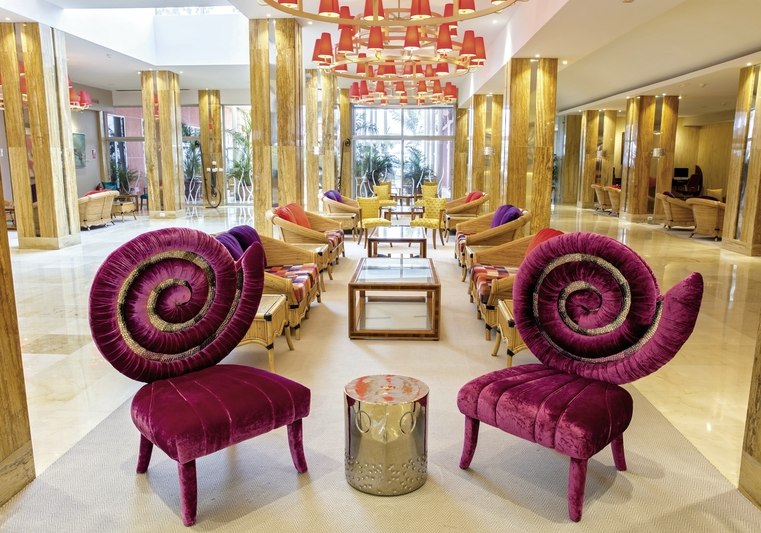 Ausstattung & Service