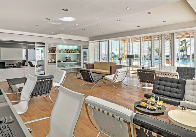 Ausstattung & Service