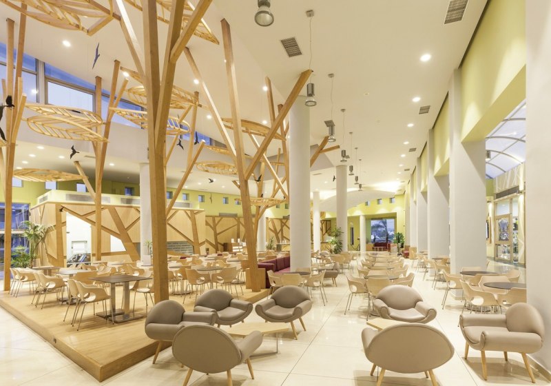 Ausstattung & Service