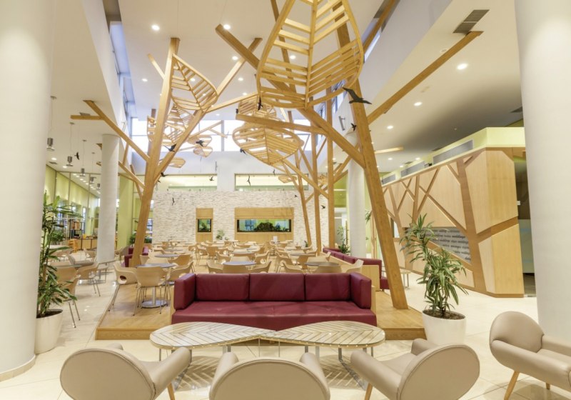 Ausstattung & Service