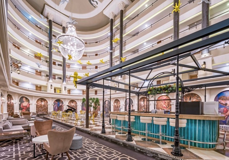 Ausstattung & Service