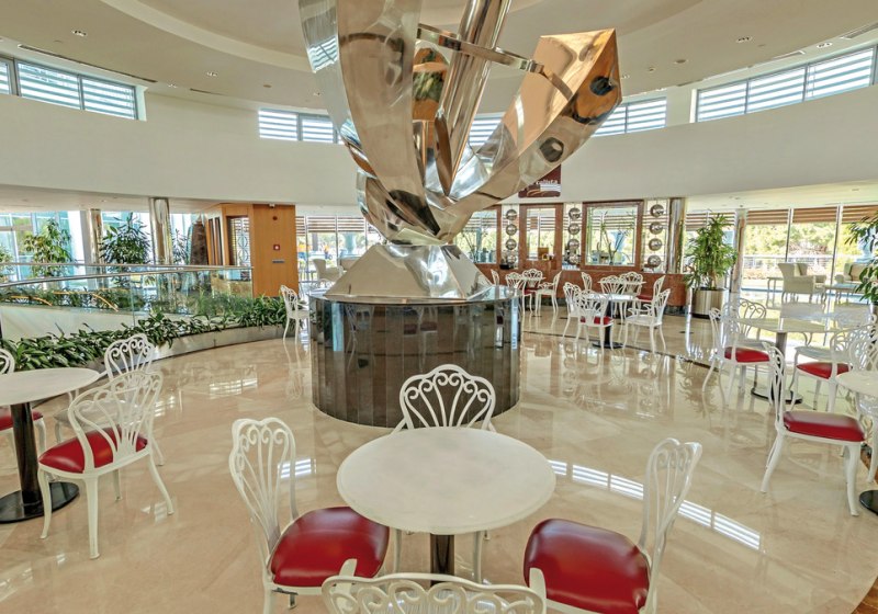 Ausstattung & Service