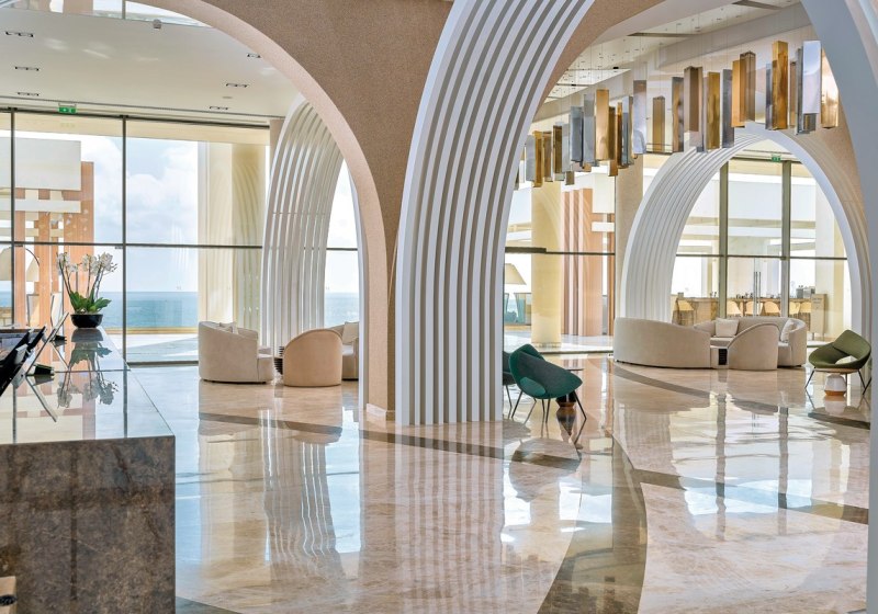 Ausstattung & Service