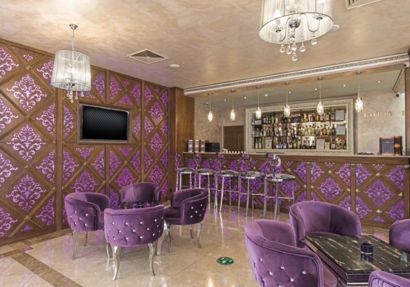 Ausstattung & Service