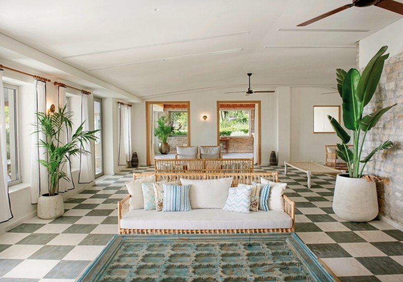 Ausstattung & Service