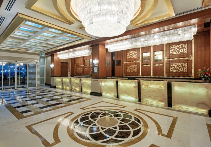 Ausstattung & Service