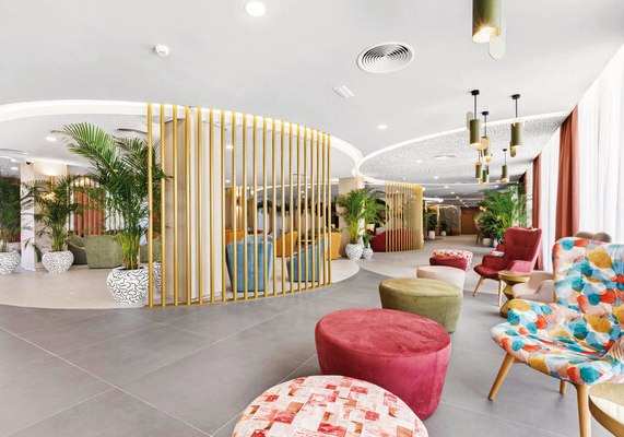 Ausstattung & Service