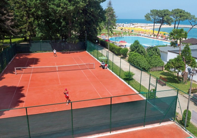 Tennis
