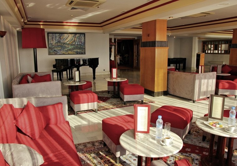 Ausstattung & Service