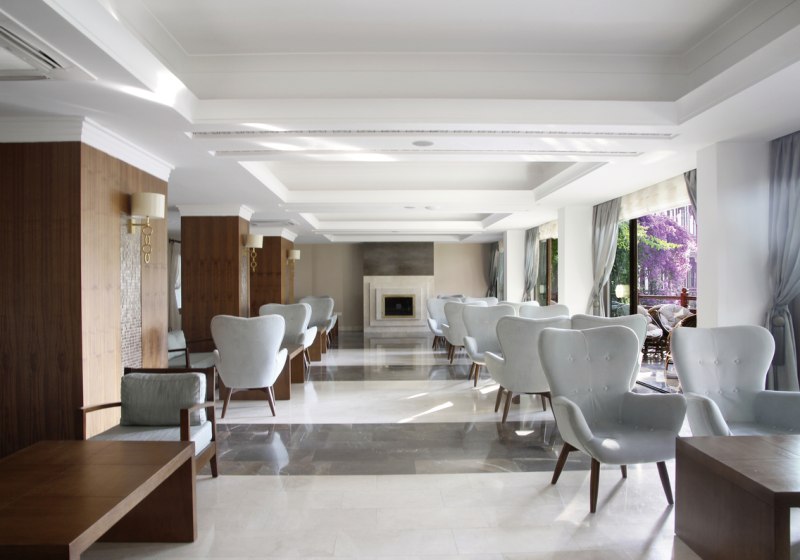 Ausstattung & Service