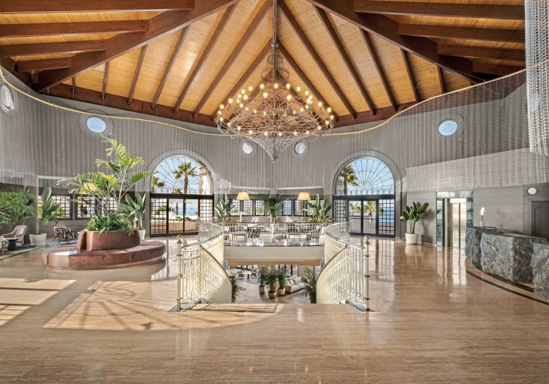 Ausstattung & Service