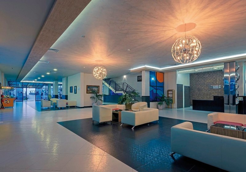 Ausstattung & Service