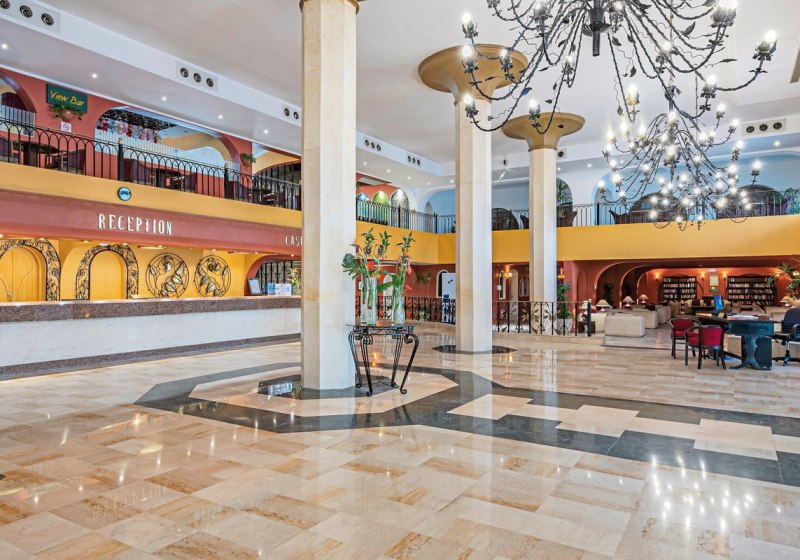 Ausstattung & Service