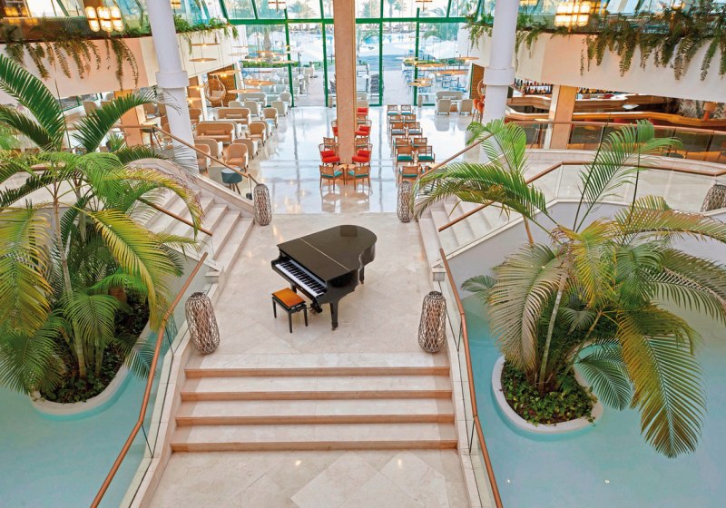 Ausstattung & Service