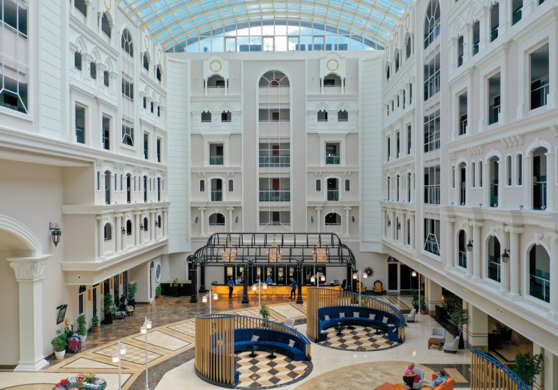 Ausstattung & Service