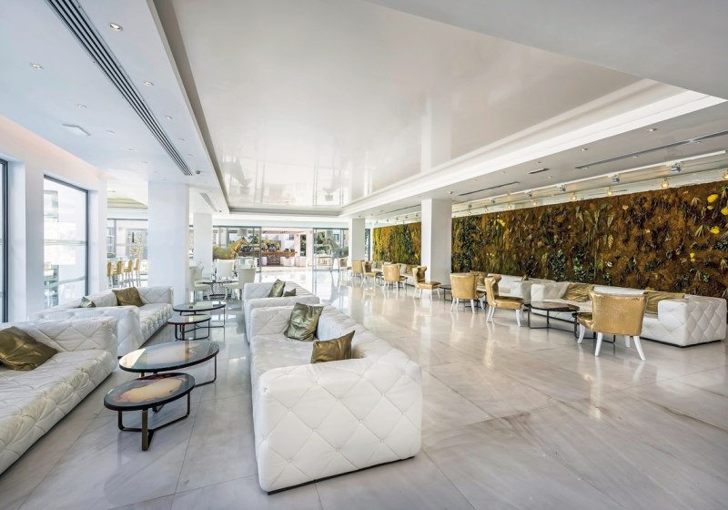 Ausstattung & Service