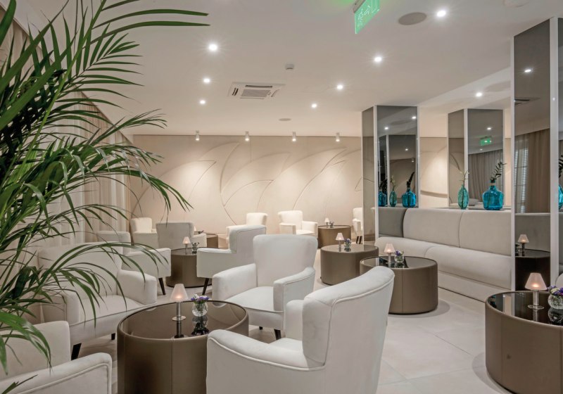 Ausstattung & Service