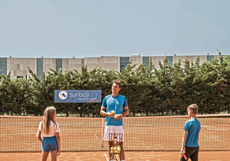 Tennis