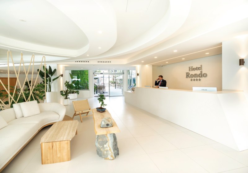 Ausstattung & Service