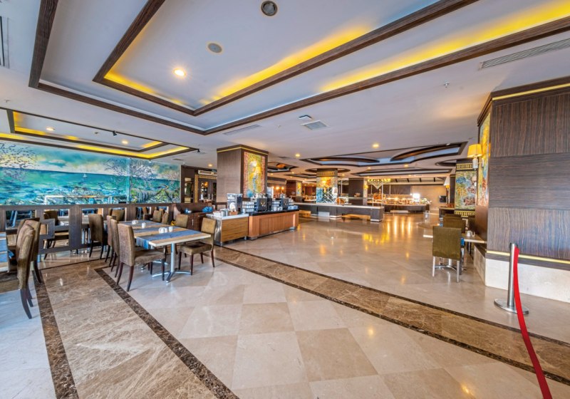 Ausstattung & Service