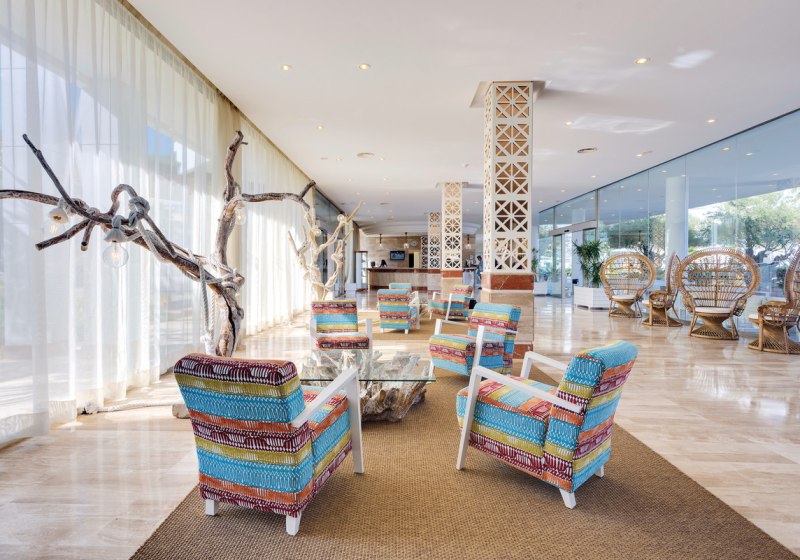 Ausstattung & Service