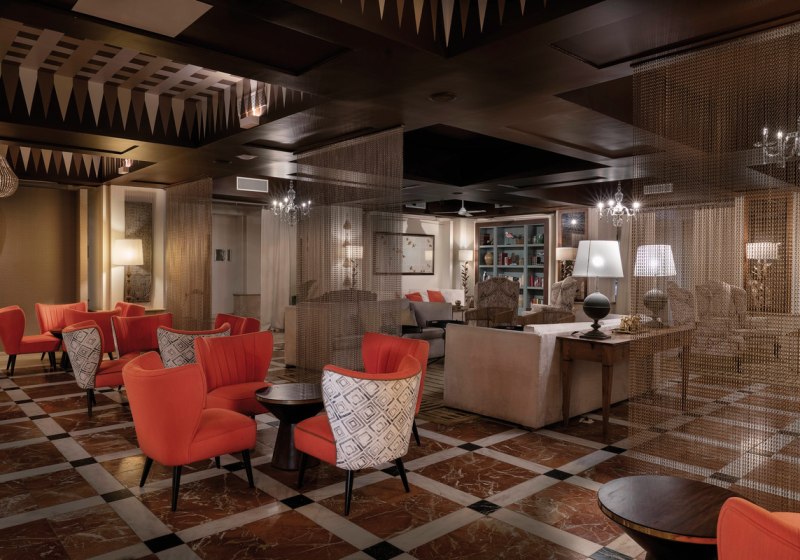 Ausstattung & Service