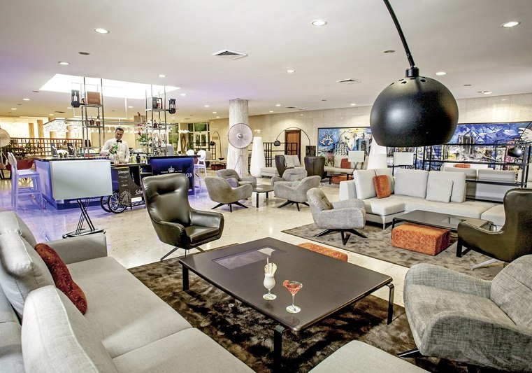 Ausstattung & Service