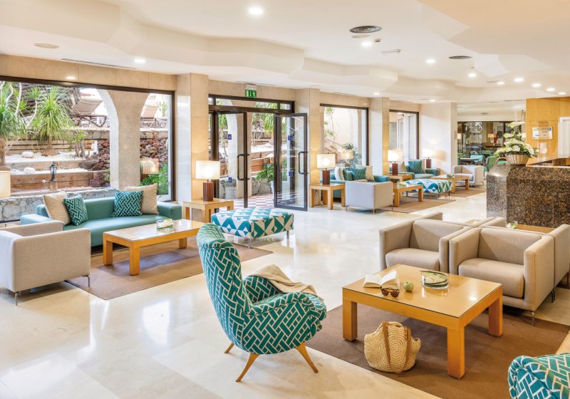 Ausstattung & Service