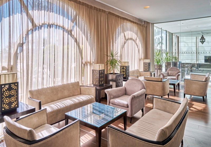 Ausstattung & Service