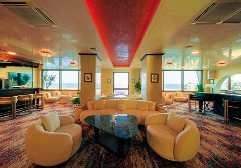 Ausstattung & Service