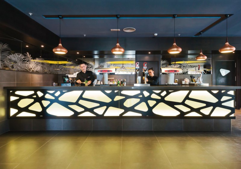 Ausstattung & Service