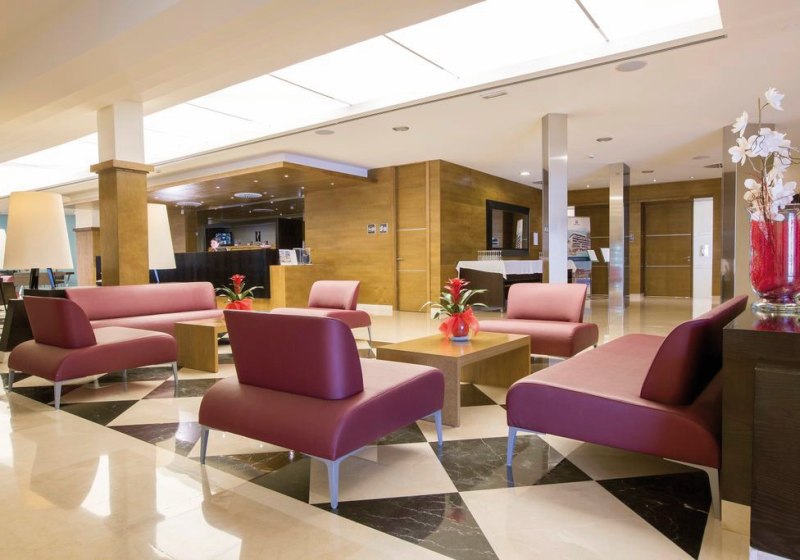 Ausstattung & Service