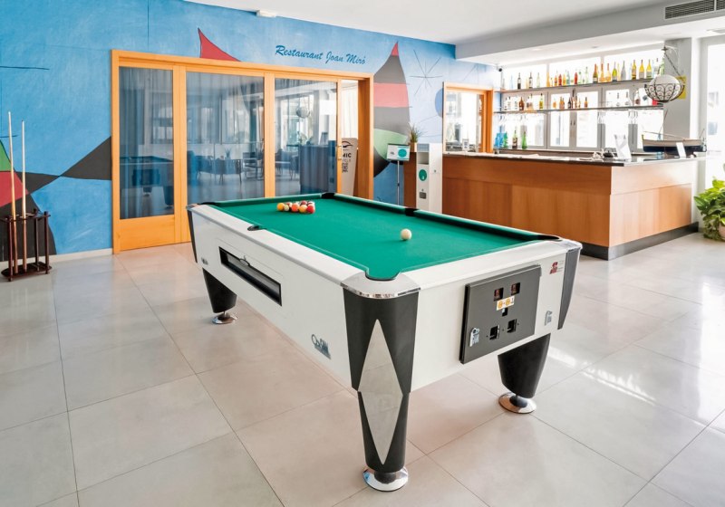 Billiard