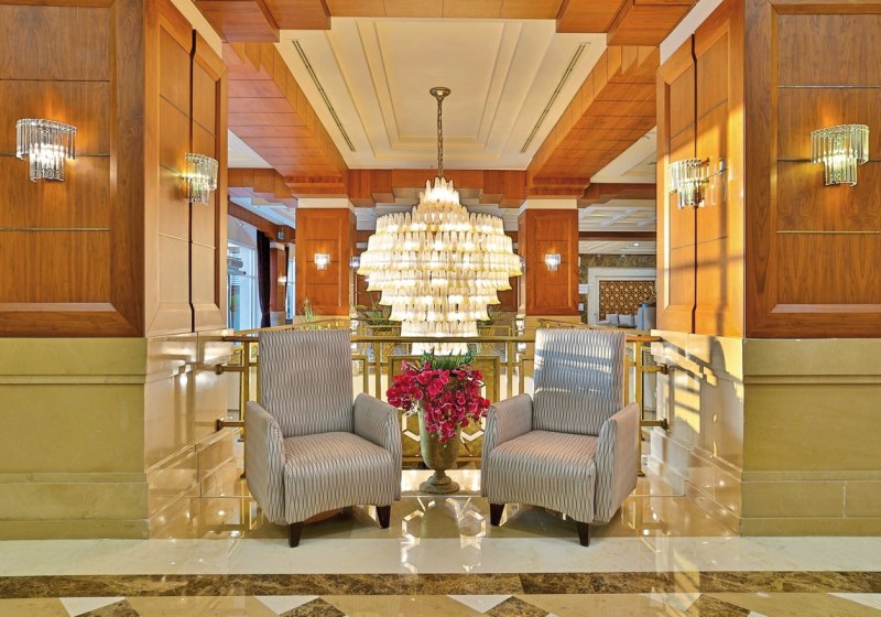 Ausstattung & Service