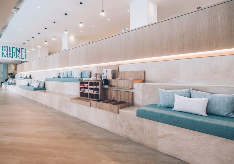 Ausstattung & Service