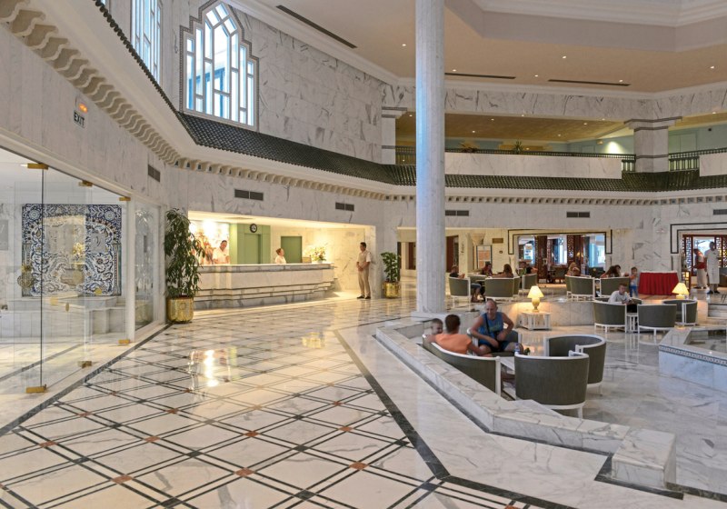 Ausstattung & Service